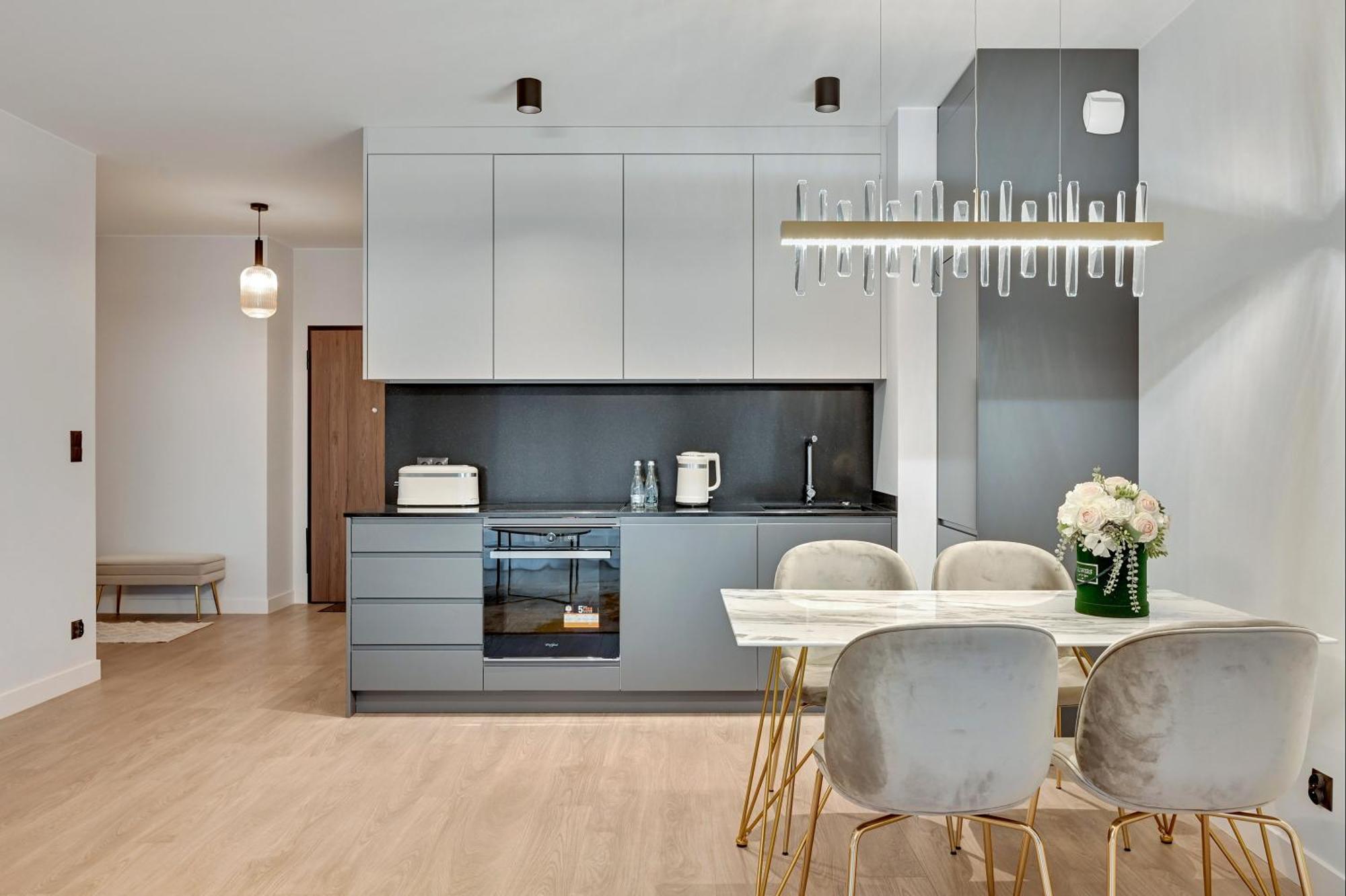 Scala City Center Premium Apartments With Parking By Lion Apartments Γκντανσκ Εξωτερικό φωτογραφία
